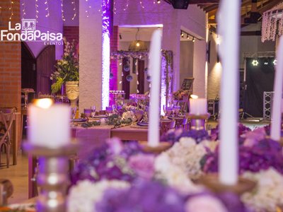 Decoracion Evento Mesa Flores Velas